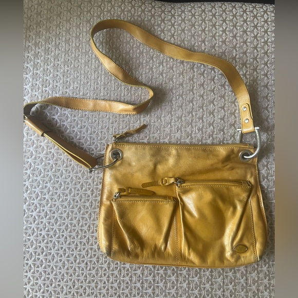 The Trend - Women’s Leather Crossbody Purse - Italian- yellow - Picture 2 of 9